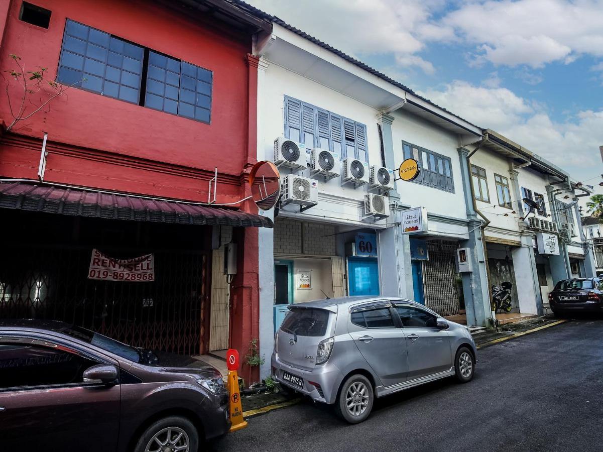 Little Houses Kuching Exterior photo